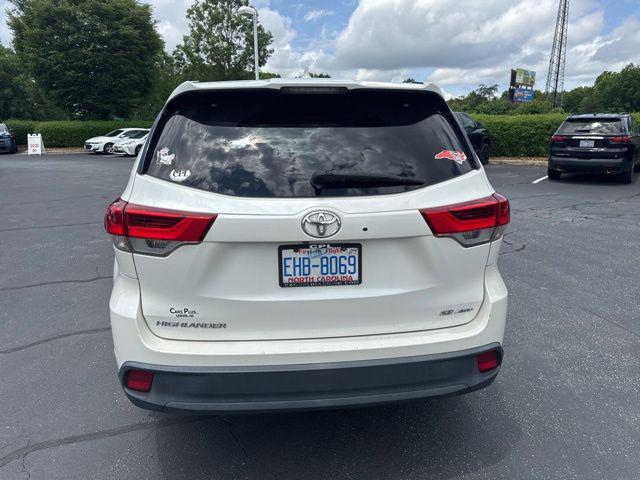 2018 Toyota Highlander SE