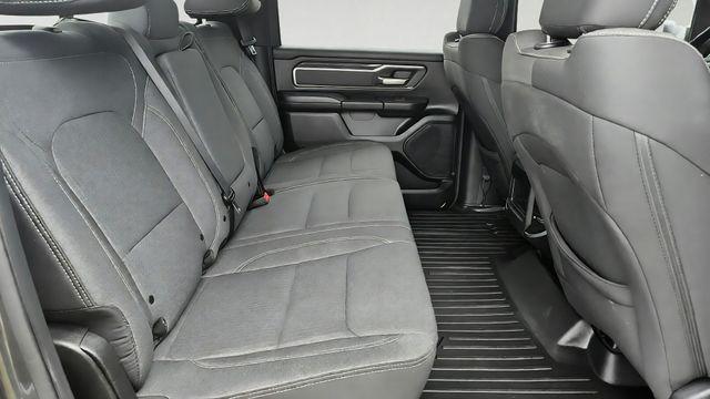 2019 Ram 1500 Big Horn/Lone Star Crew Cab 4x4 5'7" Box