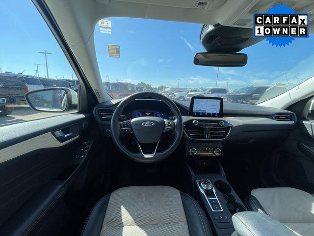2021 Ford Escape Titanium Hybrid