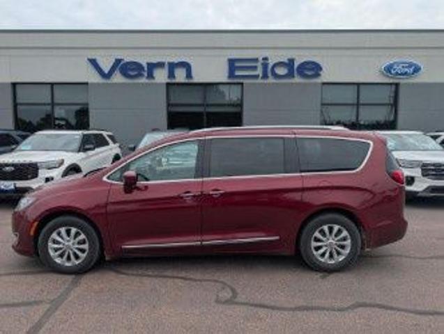 2018 Chrysler Pacifica Touring L Plus for sale in Mitchell, SD