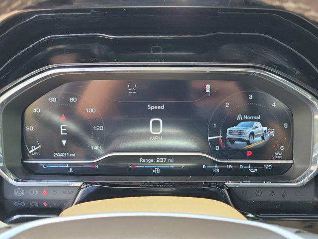 2025 GMC Sierra 1500 4WD Crew Cab Short Box SLT