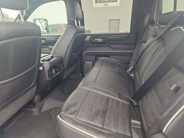 2025 GMC Sierra 2500HD 4WD Crew Cab Standard Bed AT4X