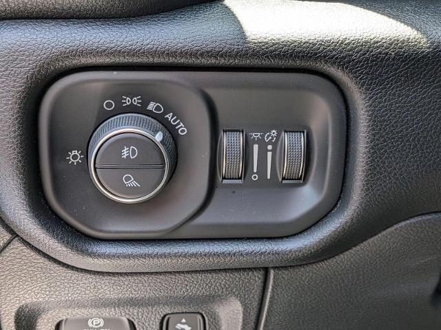 2022 Ram 1500 Laramie Crew Cab 4x4 5'7" Box