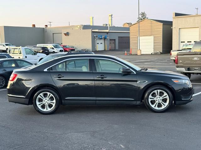 2015 Ford Taurus SE