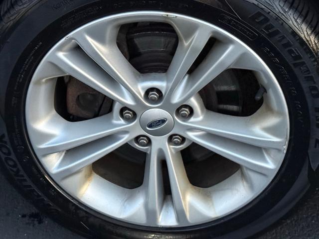 2015 Ford Taurus SE