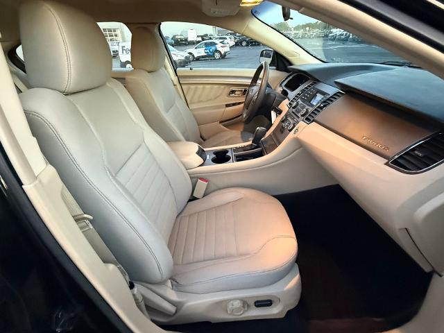 2015 Ford Taurus SE