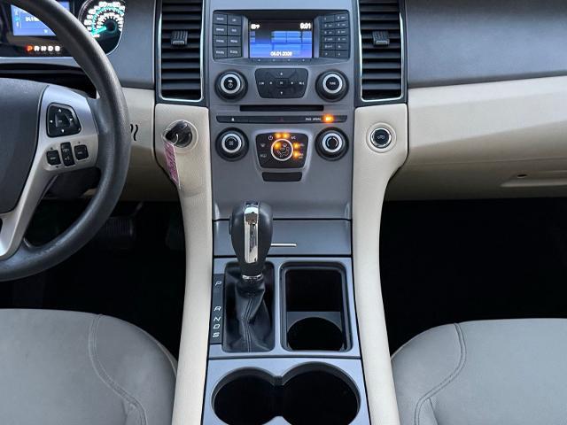 2015 Ford Taurus SE
