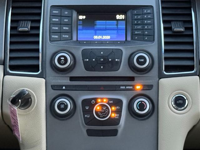 2015 Ford Taurus SE