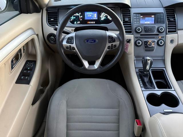 2015 Ford Taurus SE