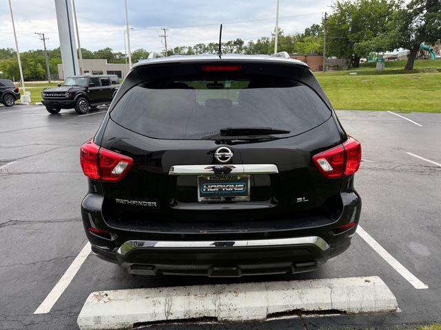 2018 Nissan Pathfinder SL