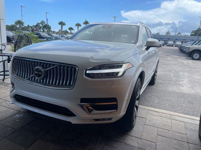 2024 Volvo XC90 B6 Ultimate Bright Theme 7-Seater