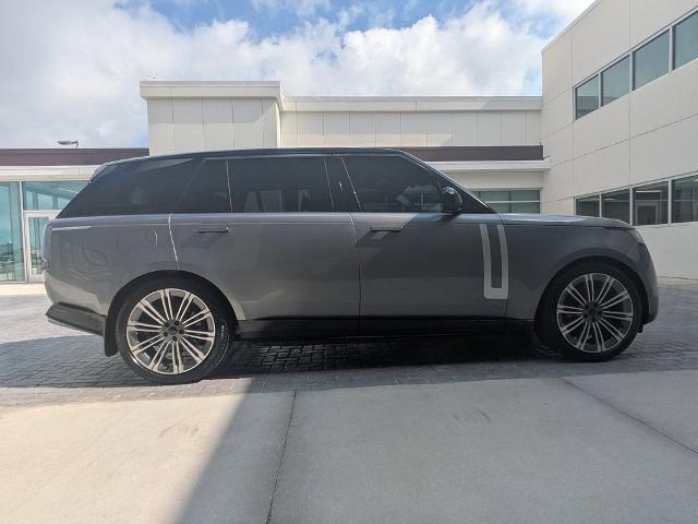 2026 Land Rover Range Rover AUTOBIOGRAPHY