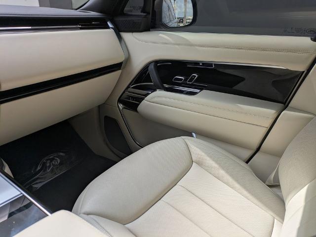 2026 Land Rover Range Rover AUTOBIOGRAPHY