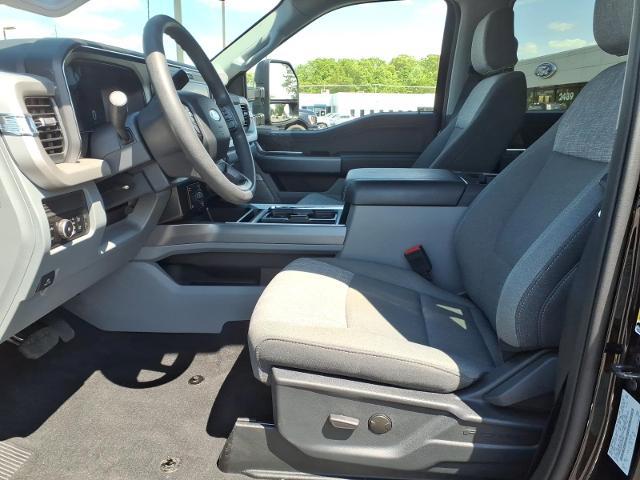 2025 Ford F-350 XLT