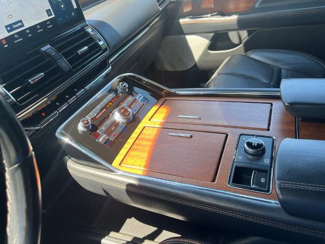 2023 Lincoln Navigator Black Label L