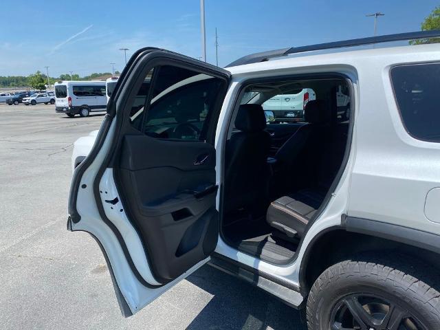 2021 GMC Acadia AWD AT4
