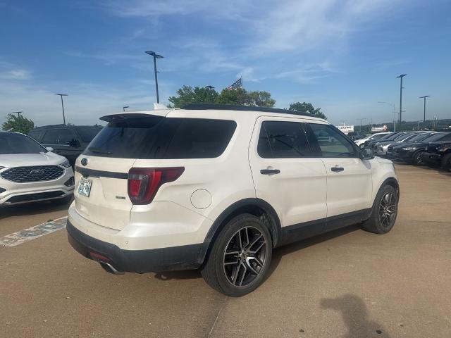 2016 Ford Explorer Sport