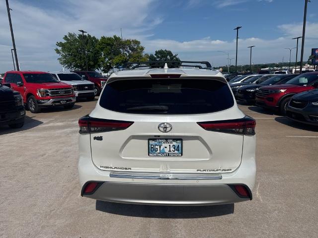 2020 Toyota Highlander Platinum