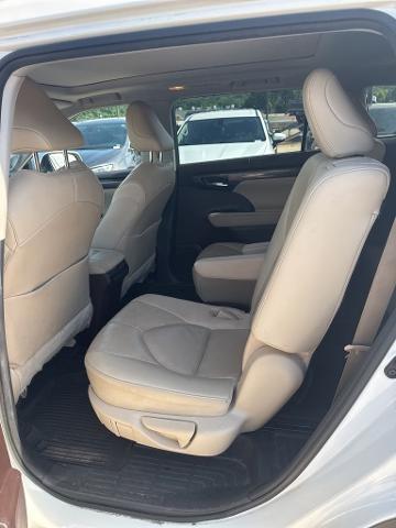 2020 Toyota Highlander Platinum