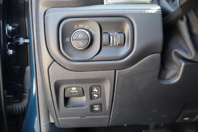 2020 Ram 1500 Limited Crew Cab 4x4 5'7" Box