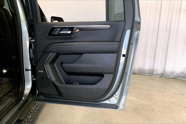 2026 Chevrolet Suburban Z71, 4WD