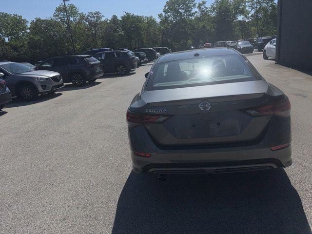 2021 Nissan Sentra SR Xtronic CVT