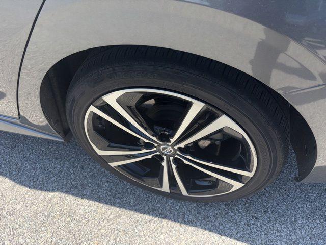 2021 Nissan Sentra SR Xtronic CVT