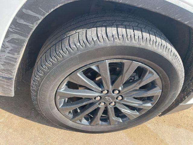2023 Chevrolet Traverse AWD RS