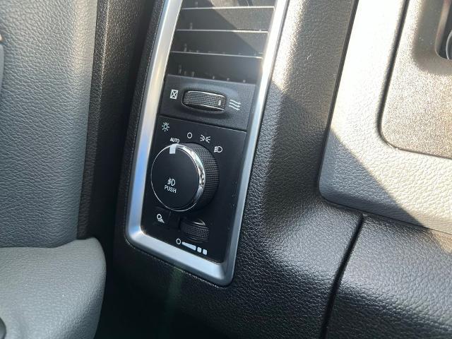 2019 Ram 1500 Classic Big Horn Crew Cab 4x4 6'4" Box