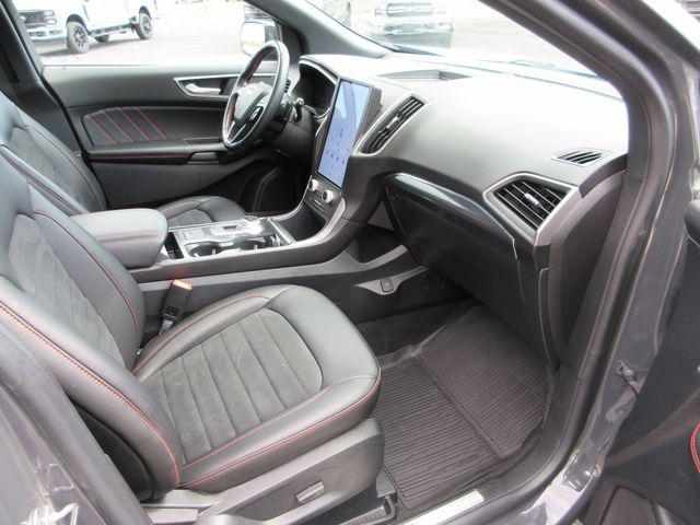 2021 Ford Edge ST Line