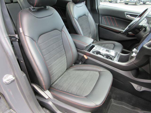 2021 Ford Edge ST Line