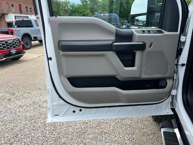 2022 Ford F-350 XL