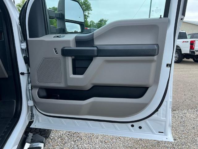 2022 Ford F-350 XL