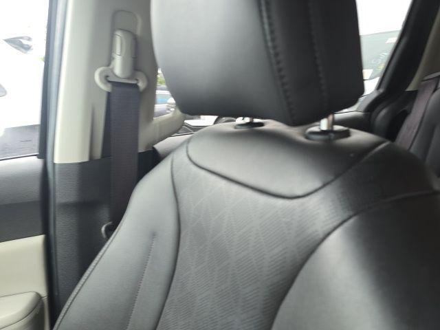 2024 Kia Carnival MPV LX Seat Package