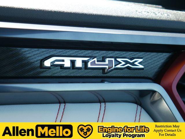 2024 GMC Canyon 4WD AT4X