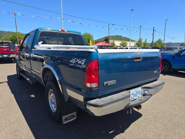 2000 Ford F-250 Lariat