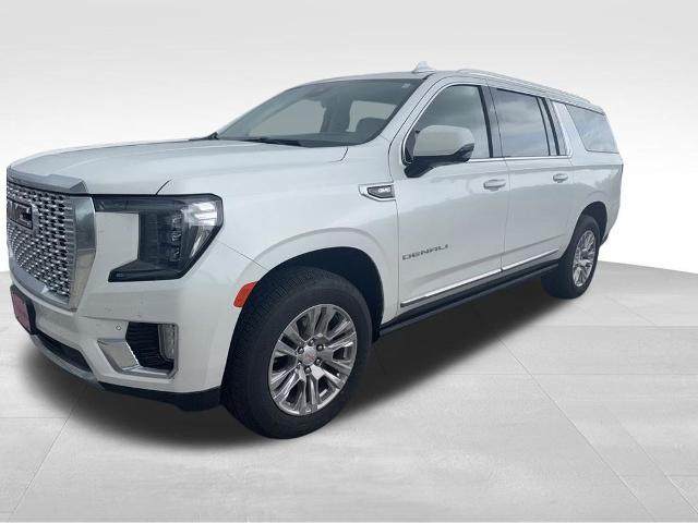 2023 GMC Yukon XL 4WD Denali