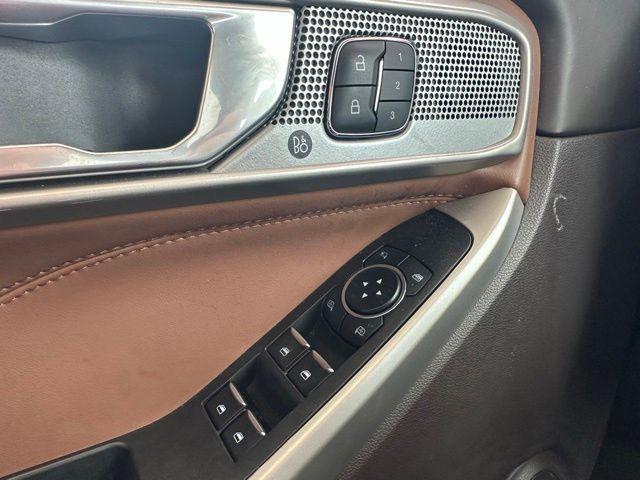 2023 Ford Explorer King Ranch