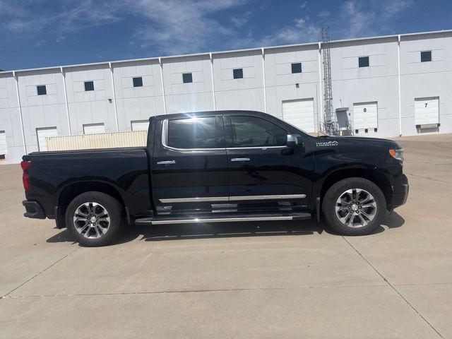 2023 Chevrolet Silverado 1500 4WD Crew Cab Short Bed High Country