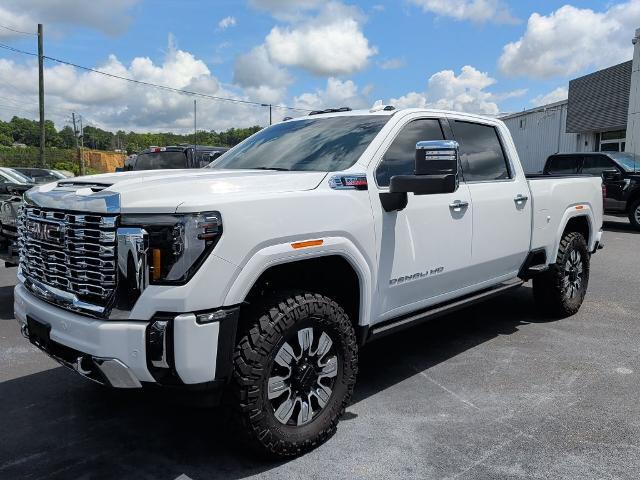 2026 GMC Sierra 2500HD Crew Cab, Standard Bed, Denali, 4WD
