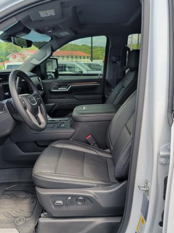 2026 GMC Sierra 2500HD Crew Cab, Standard Bed, Denali, 4WD