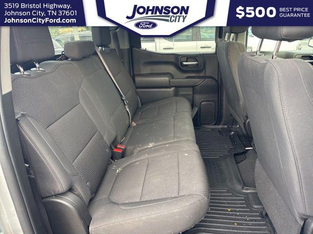 2022 Chevrolet Silverado 1500 4WD Crew Cab Short Bed Custom