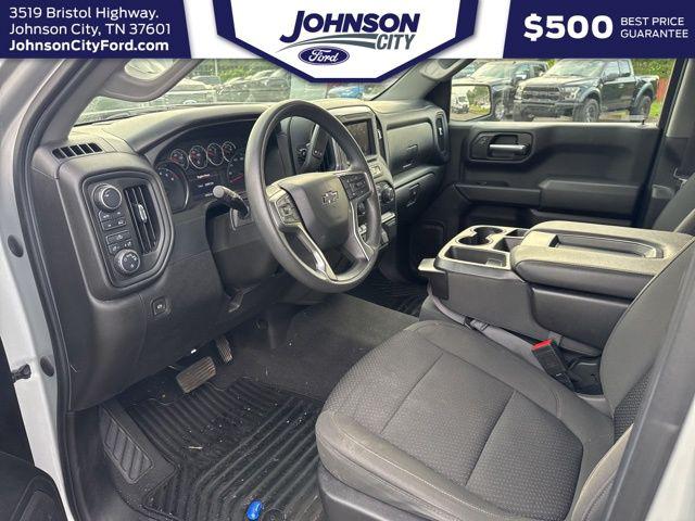 2022 Chevrolet Silverado 1500 4WD Crew Cab Short Bed Custom