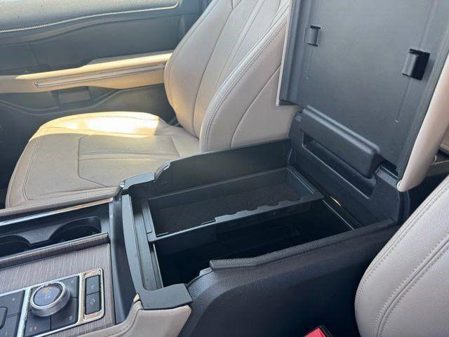 2024 Ford Expedition Limited MAX