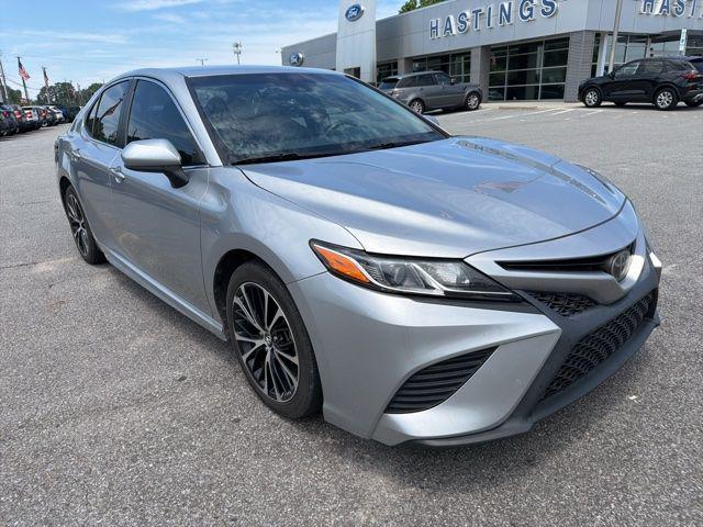 2018 Toyota Camry SE for sale in Greenville, NC