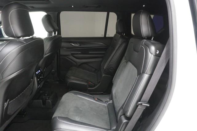 2025 Jeep Grand Cherokee L Altitude X 4x2