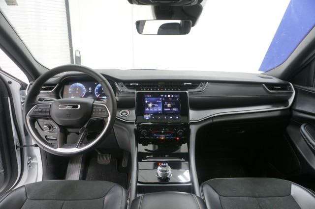 2025 Jeep Grand Cherokee L Altitude X 4x2