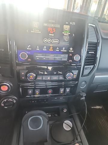 2024 Nissan Titan Crew Cab PRO-4X 4x4