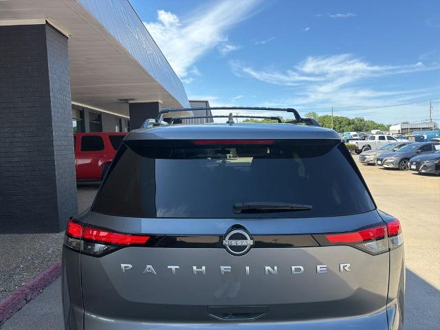 2025 Nissan Pathfinder SV FWD