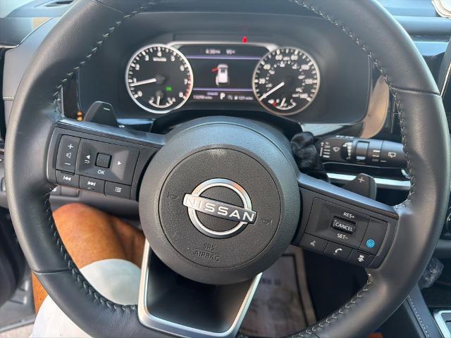 2025 Nissan Pathfinder SV FWD